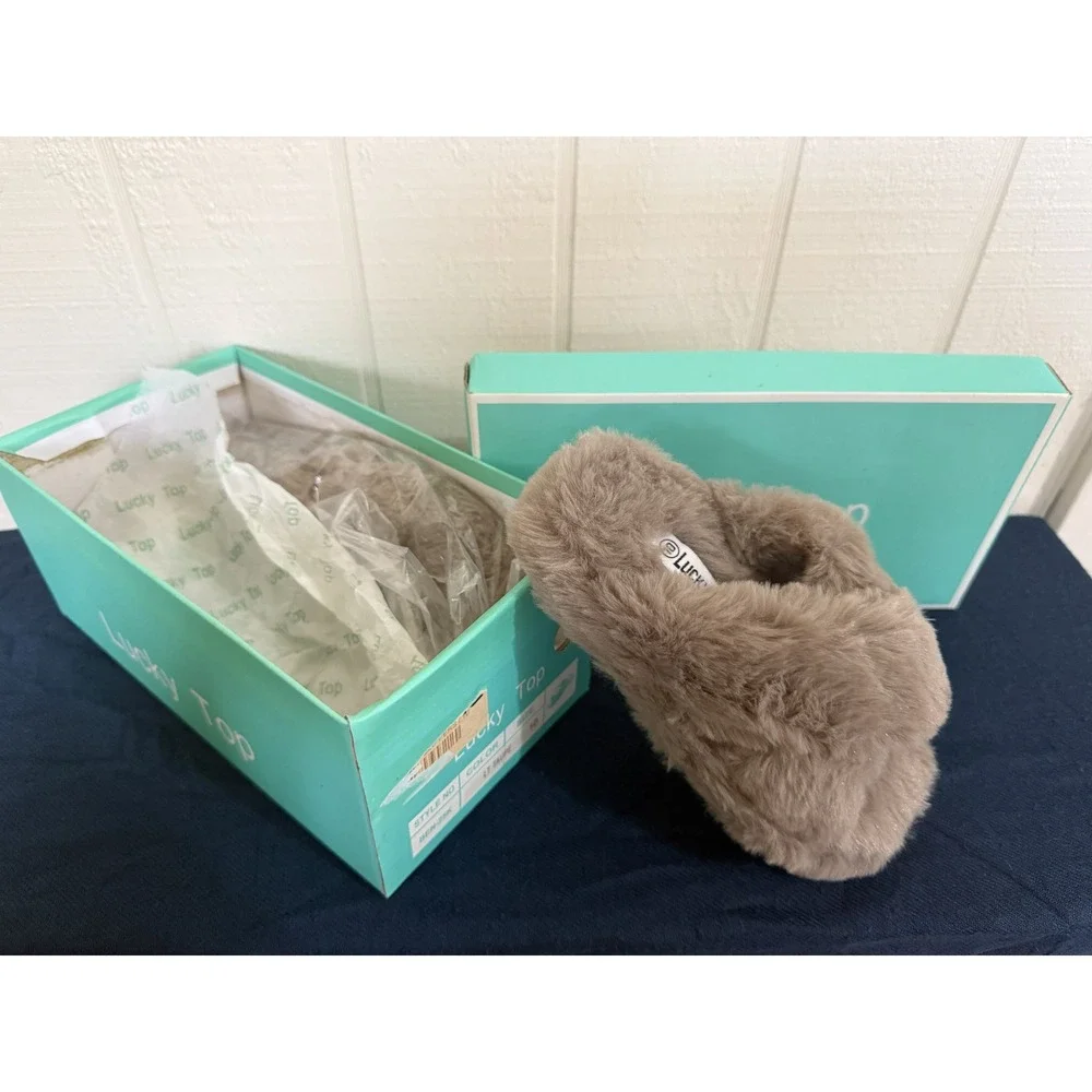 Lucky Top Kids Faux Fur Slippers Lt Taupe Size 10 NEW